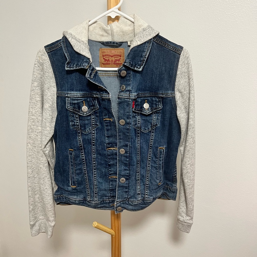 Levi’s denim jacket